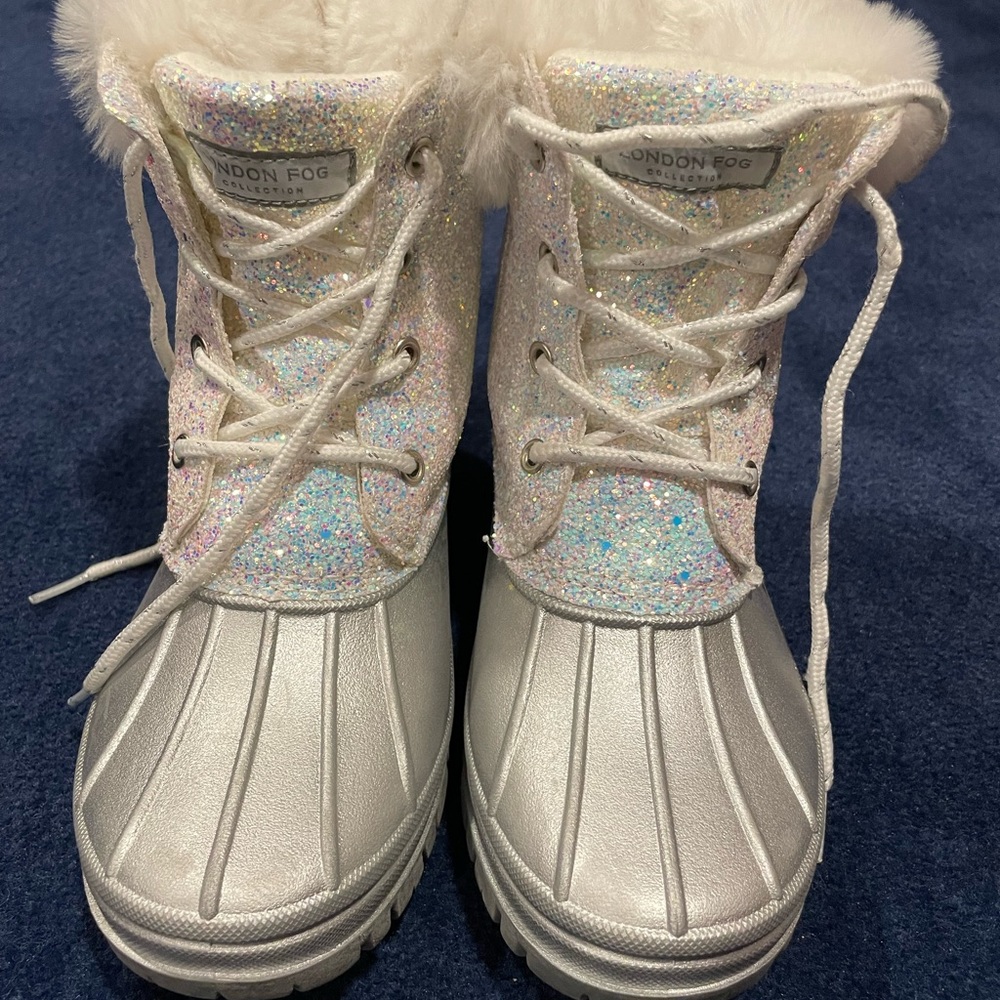 EUC LONDON FOG Glitter winter boots - Sz 4
